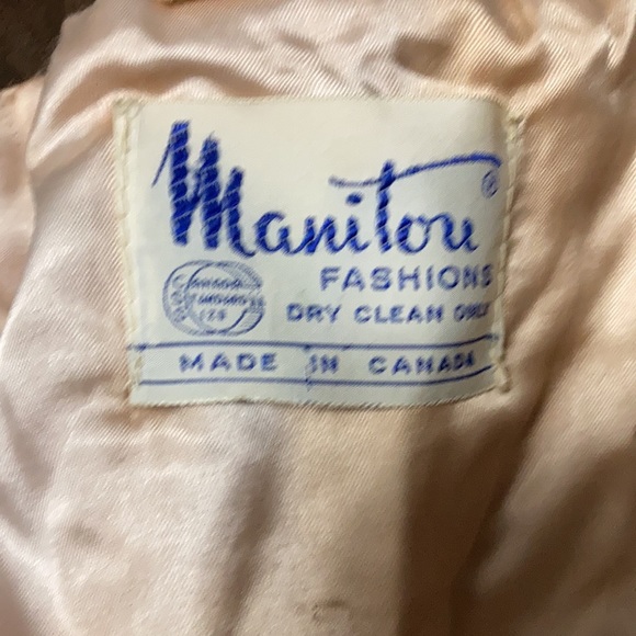 SOLD Vintage suede coat with faux fur - Picture 10 of 10